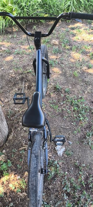 Bicicleta BMX azul