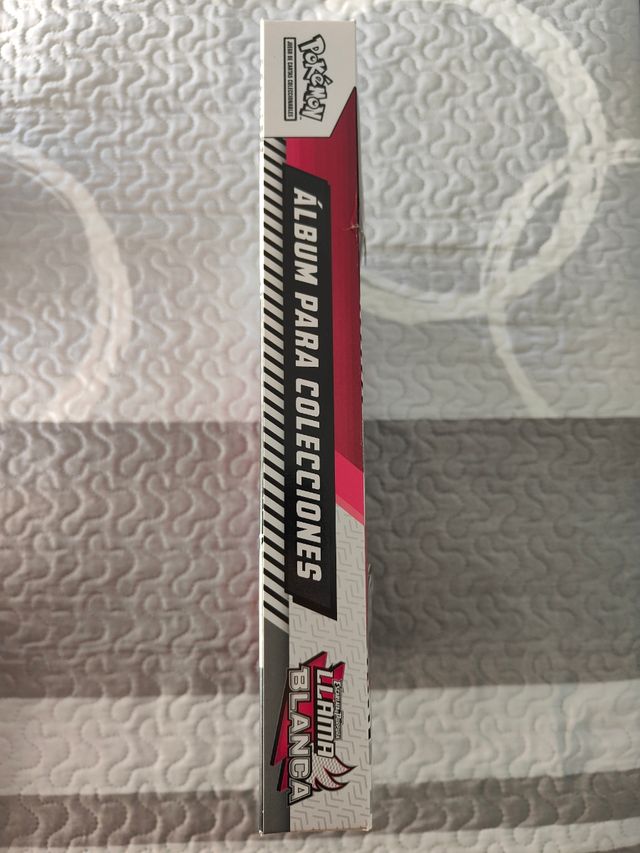 Álbum Pokémon Llama Blanca