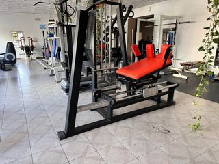 Maquina de sentadillas tumbada de placas 200 Kg
