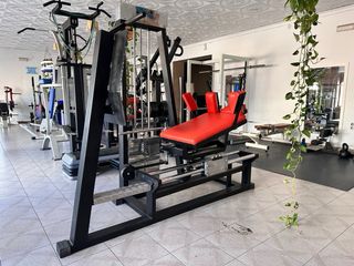 Maquina de sentadillas tumbada de placas 200 Kg