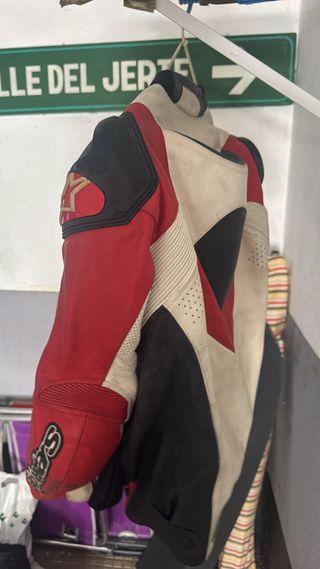 Mono Alpinestars 2 piezas talla 48

