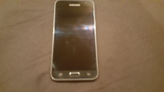 Samsung Galaxy J3 - Teléfono negro