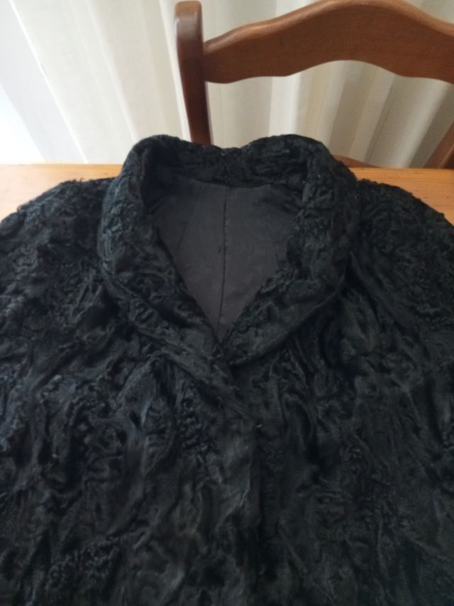 Chaquetón astracán negro