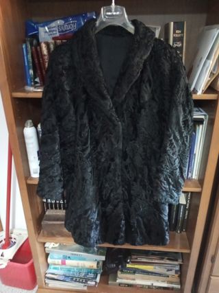 Chaquetón astracán negro