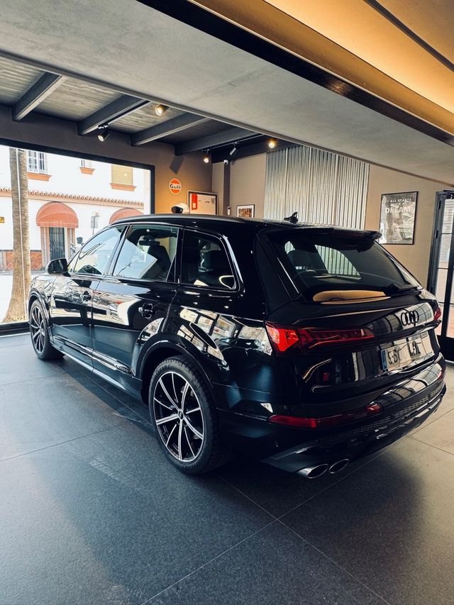 Audi SQ7 2024