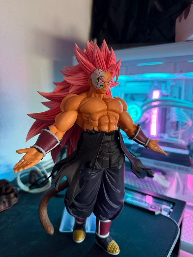 Figura Goku Ultra Instinto