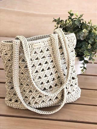 Borsa fatta a manobeige manoe.bags stile Prada