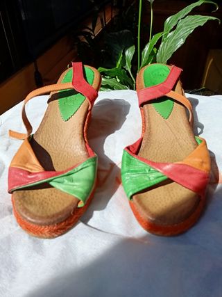 Sandalias mujer cuña esparto