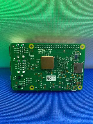 PLACA RASPBERRY PI 3B CON CAJA Y VENTILADORES