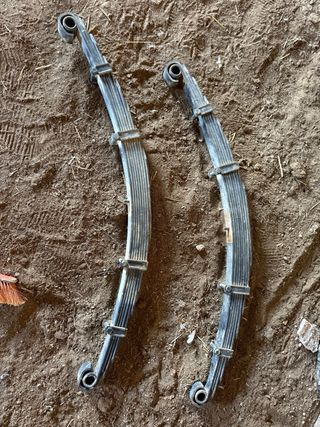 Ballestas traseras Land Rover Santana