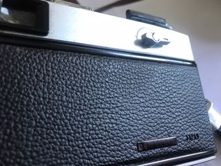 Ricoh 35 electronic: Cámara analógica