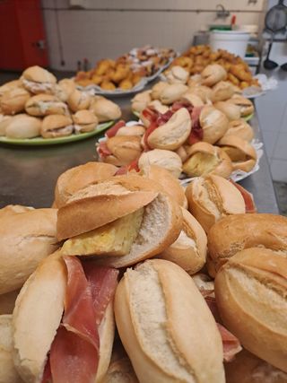 Tartas personalizadas , servicio de catering 