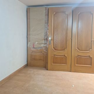 9 puertas de roble macizo