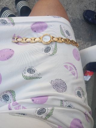Reloj dorado mujer - 600€