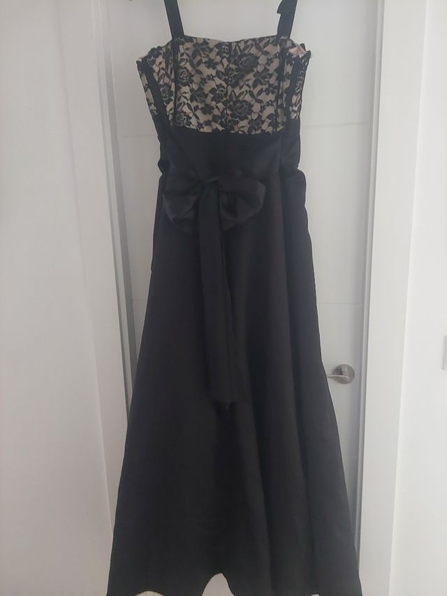 Vestido fiesta negro encaje beige