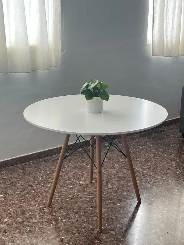 Mesa redonda blanca - Estilo nórdico