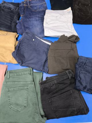 Lote ropa mujer: vestidos varios