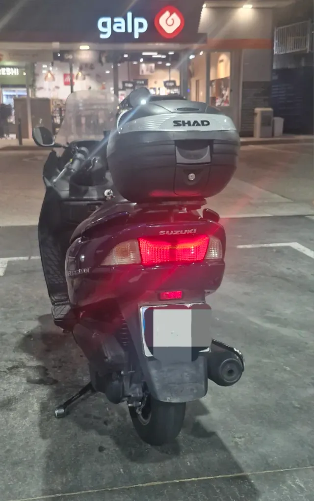 Moto Suzuki Burgman 125cc año 2006