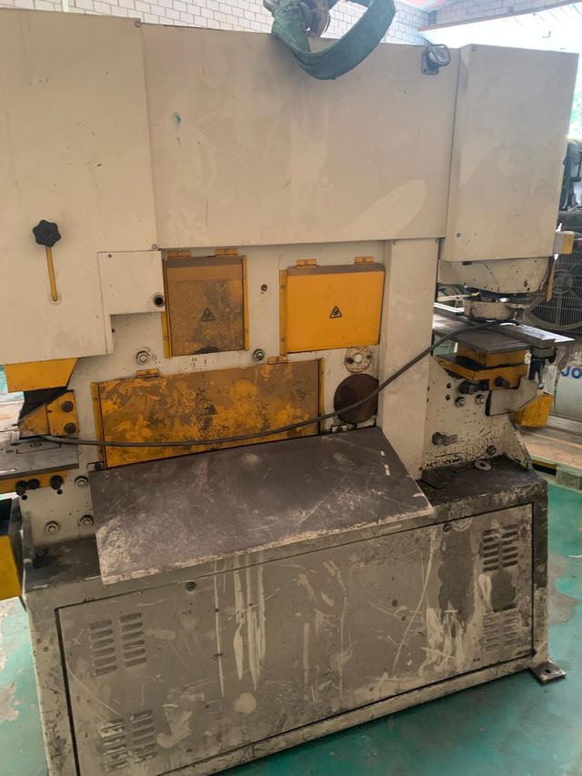 Punzonadora Hidráulica Geka HidraCrop 110/A