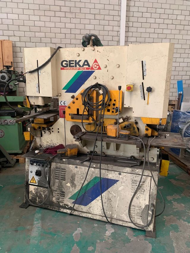 Punzonadora Hidráulica Geka HidraCrop 110/A