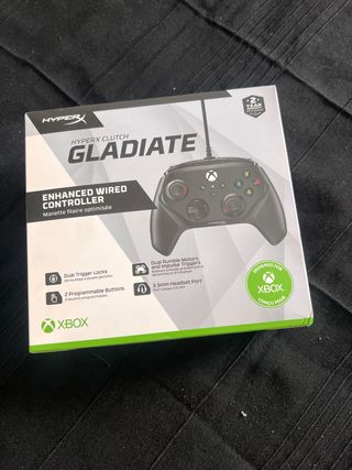 Mando HyperX Clutch Gladiate para Xbox