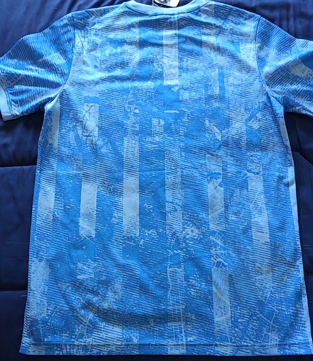 Camiseta Adidas niño celeste