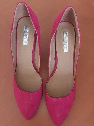 Zapatos rojos tacón alto