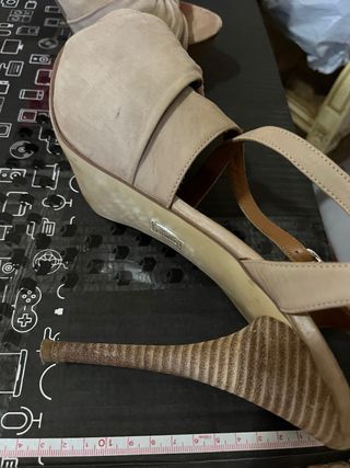 Sandalias Guess beige