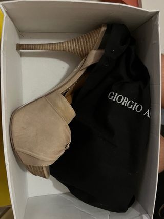 Sandalias Guess beige