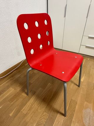 2 Sillas escritorio rojas y blancas