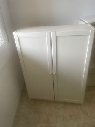 Armario blanco 2 puertas + estantería