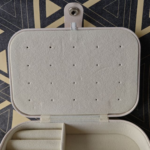 Joyero organizador beige nuevo