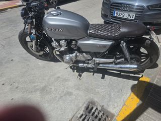 Vendo o cambio Honda 750 Cafe Racer