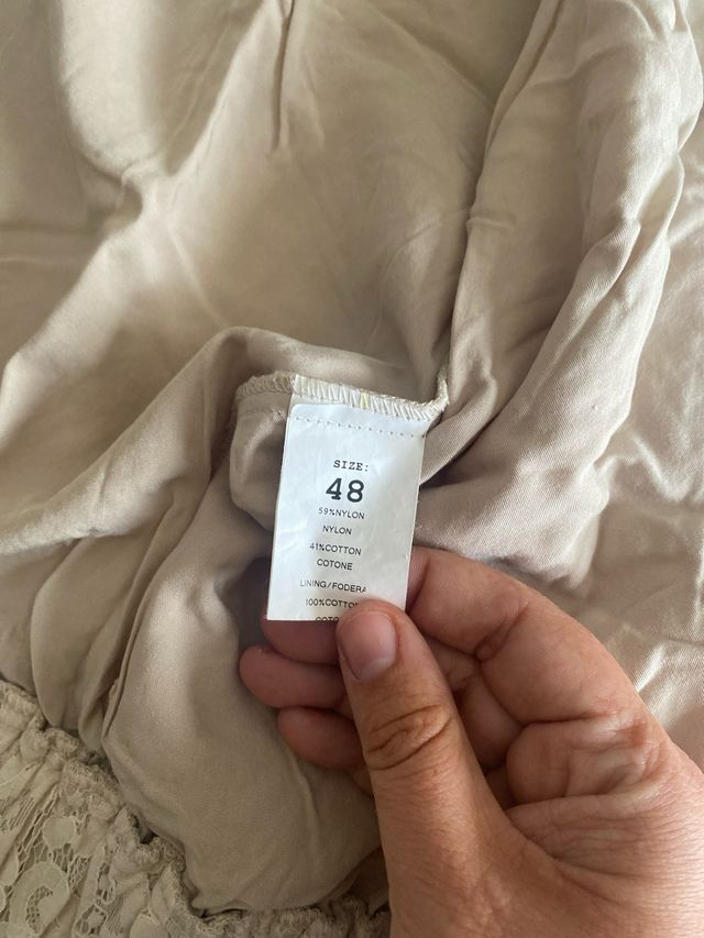 Felpa pizzo beige elegante