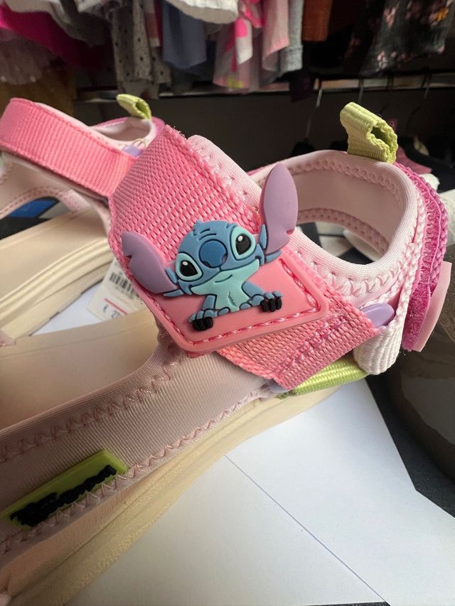 Sandalias Stitch Disney multicolor