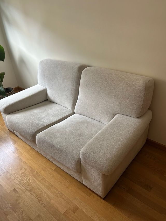 Sofá 2 plazas beige - como nuevo