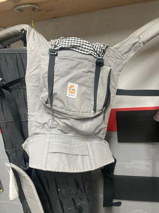 Ergobaby Portabebés Gris