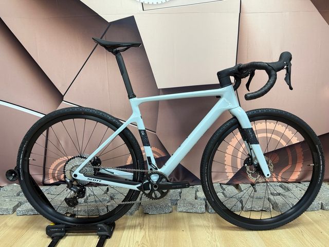 Bicicleta Scott Addict Gravel 40