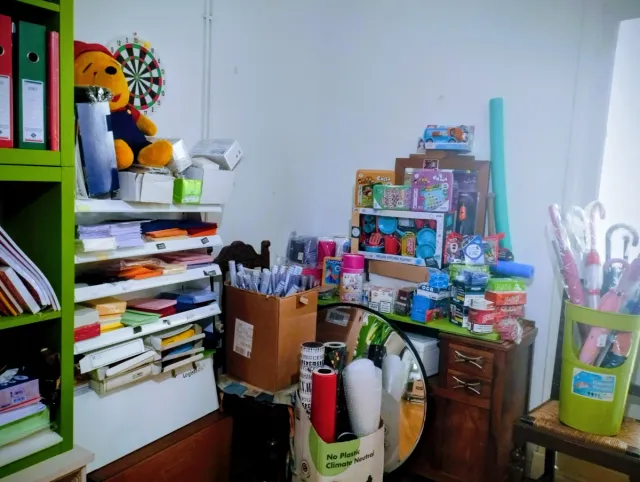 Librería y copistería para iniciar tu neg. o cambi