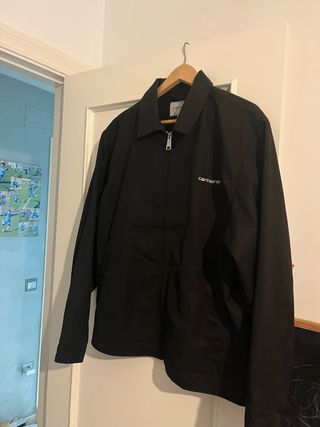 Chaqueta Carhartt negra