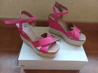 Sandalias PoPa fucsia