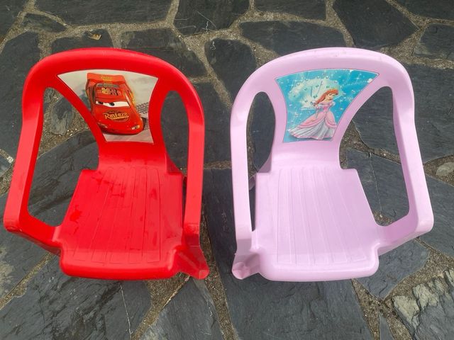 2 Sillas infantiles Cars & Princesa