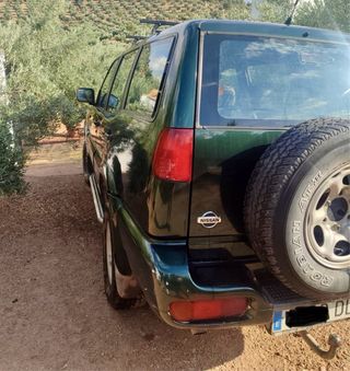 Nissan Terrano II