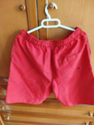 Bañadores rojos hombre