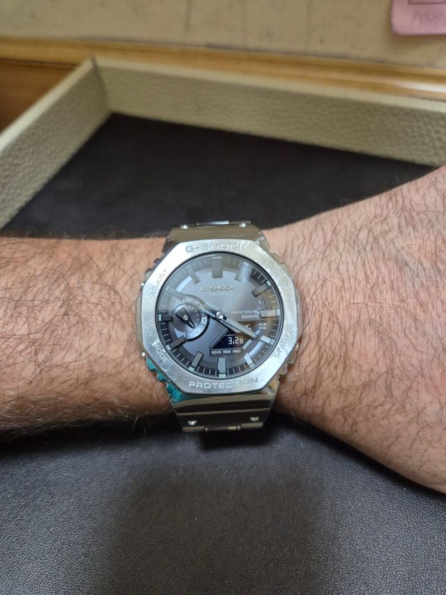 Casio G-Shock GM-B2100D-1AER Solar Bluetooth