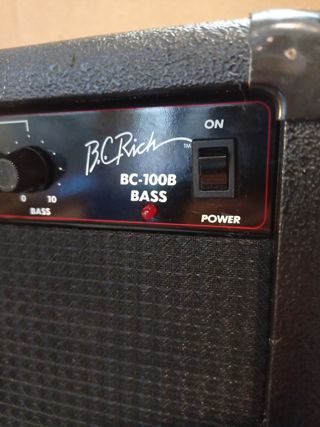 Amplificador para bajo BC RICH