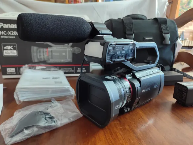 Cámara Panasonic HC-X2000 Video 4K Pack Completo