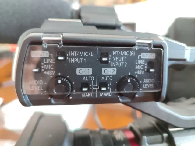 Cámara Panasonic HC-X2000 Video 4K Pack Completo