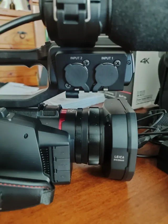 Cámara Panasonic HC-X2000 Video 4K Pack Completo