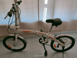 Bicicletas Plegables GHT 20" 6v como nueva.